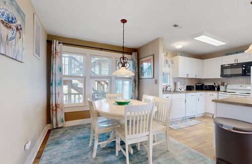 Avon Condo | Oceanfront Condo w/Free WiFi, Central AC, Ocean View, Private W/D, & Shared Pool