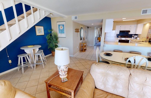 Isle of Palms Condo | Oceanfront Condo with Stunning Ocean Views located in Wild Dunes