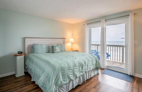 Kure Beach House | Oceanfront Condo with 3+ Pools - Ocean Dunes 2105