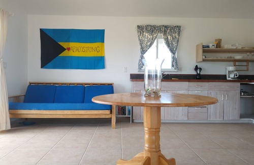Hope Town Apartment | Oceanfront Cottage With Great Location