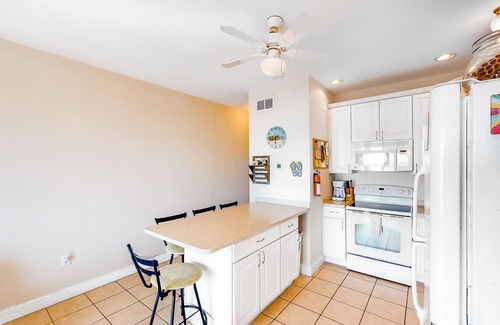 Hatteras Condo | Oceanfront, dog-friendly condo with ocean view, pool & central AC