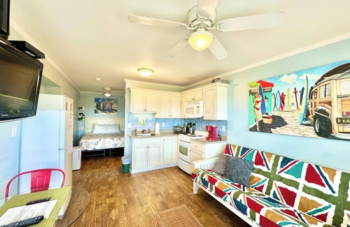 Atlantic Beach Condo | 🏖OCEANFRONT DUNESCAPE VIEW Direct Beach Access🦀Kitchen🐬Pool🚴WiFi