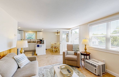 Boothbay Harbor Apartment | Oceanfront escape with deck, views of Lobster Cove & firepit - walk to town