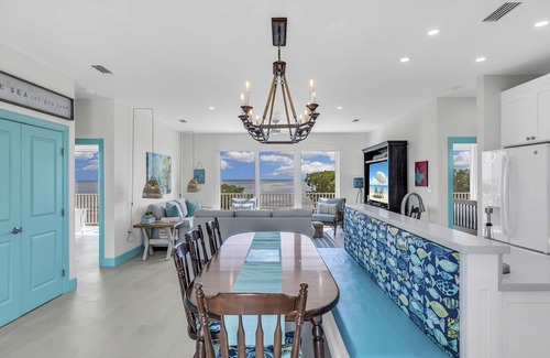 Marathon House | Oceanfront Family Retreat - Stunning Views Lindsay Landing! Beach/Pool Access!