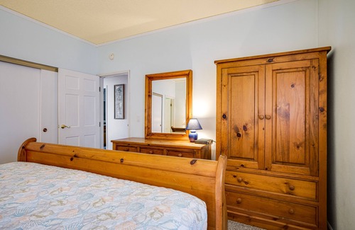 Seaside Condo | Oceanfront getaway with amazing views & beach access - close to everything