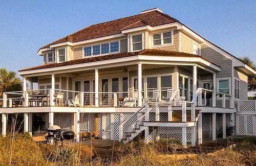 South Beach House | Oceanfront, great for families with children, BHI