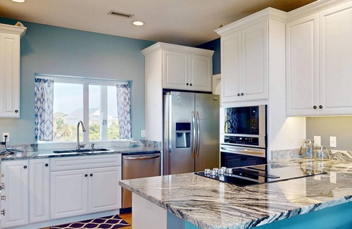 West Beach House | Oceanfront Home, Stunning Sunsets, 3 Owner Suites, Club w/Golf, Large Oceanview Deck, Dog Friendly