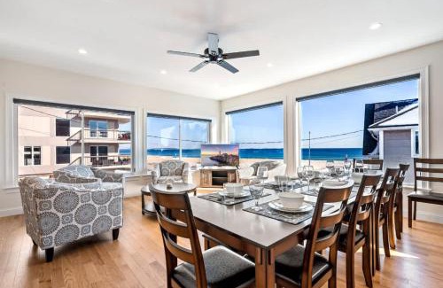 Ocean Park House | Oceanfront Home Beach Access Deck & Ping Pong