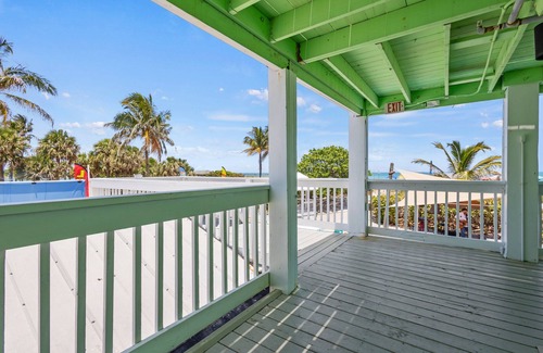 Fort Pierce Apartment | Oceanfront Inn Room #8 - Partial Ocean View - King Bed