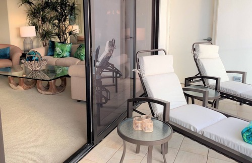 Diamond Head - Kapahulu - St. Louis Condo | Oceanfront Luxury Waikiki Diamond Head Condo