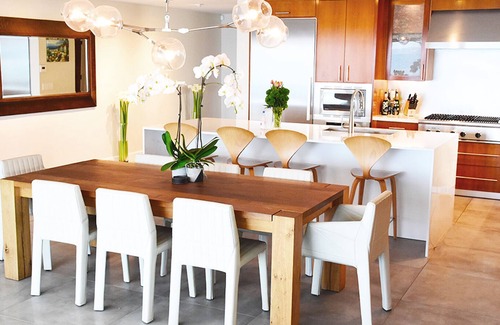 Eastern Malibu House | *OCEANFRONT* Modern Beach Villa