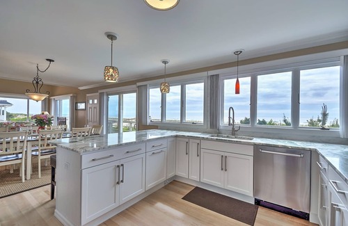 Peahala Park House | Oceanfront! Nearly 100ft of Oceanfront living. Views Galore! Beach Haven Park