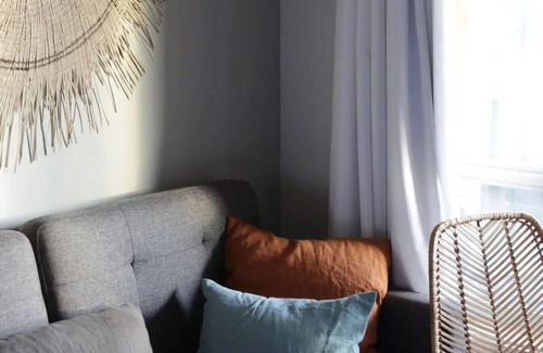 Long Beach Hotel | Oceanfront Oasis: Long Beach Retreat Near Discovery Trail! Pets Allowed, Pool.