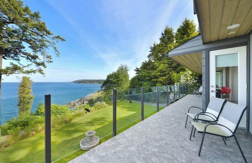 Gordon Head House | Oceanfront Oasis Summ