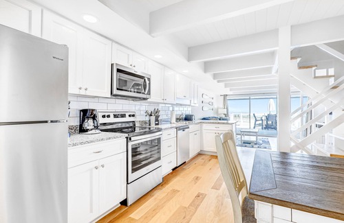 Midtown Ocean City House | Oceanfront Ocean Colony Townhouse w/2 Balconies, W/D, AC, WiFi, Shared Pool