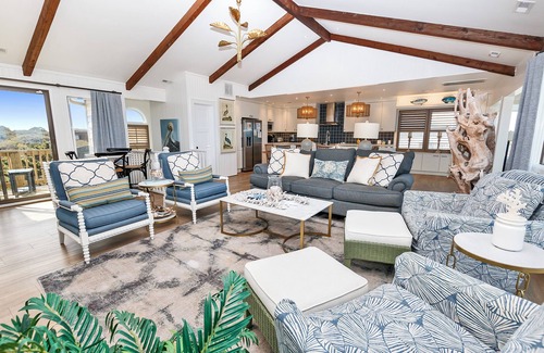 Duck House | OCEANFRONT, Ocean Views, Sun Decks, Close to Beach Access, SA112, The SandBar