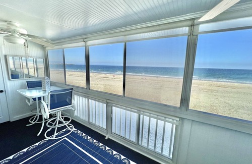 Hampton Condo | Oceanfront, private porch,unobstructed amazing panoramic views of Atlantic Ocean