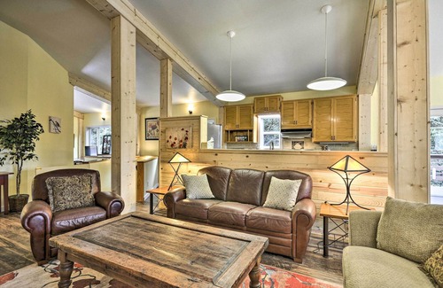 Long Beach House | Oceanfront Retreat w/Private Long Beach Access!