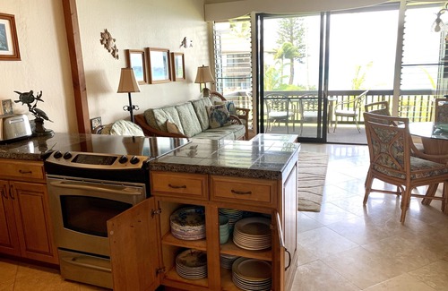 Kahana Condo | 🌊 Oceanfront Sea Turtle Paradise Newly Remodeled $7.5M Maui Gem Near Kaanapali