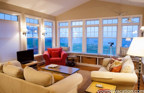 French River Cottage | Oceanfront Situated with access to beach
