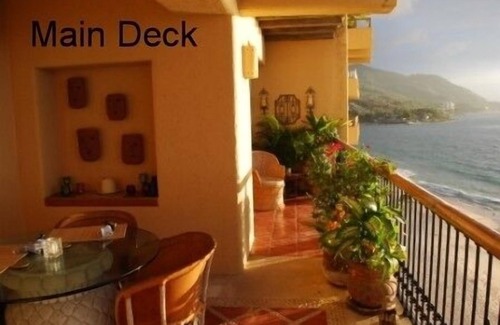 South Shore Hotel Area Condo | Oceanfront South Shore condo