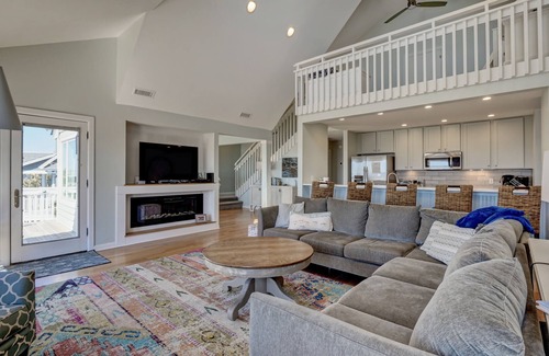 South Beach House | Oceanfront, spacious, upstairs and downstairs master suites, BHI