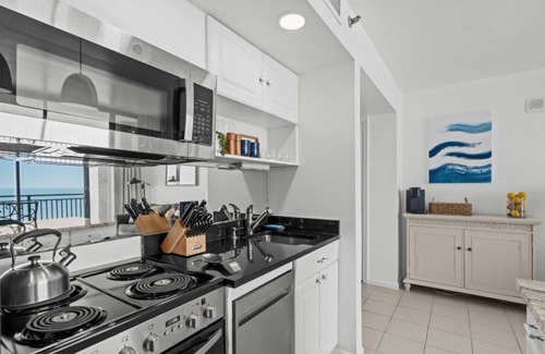 Myrtle Beach Condo | Oceanfront Stay with Private Balcony