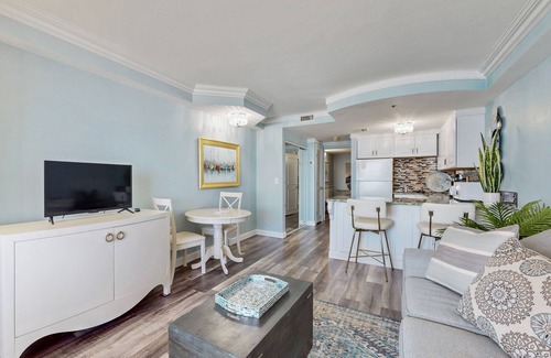 Ortona Park Hotel | Oceanfront suite with gym & high-speed WiFi