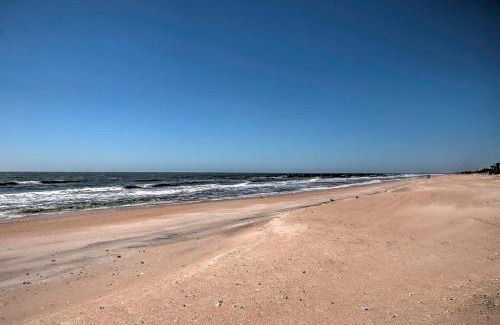 Sneads Ferry Apartment | Oceanfront Topsail Beach Retreat - Steps to Shore!