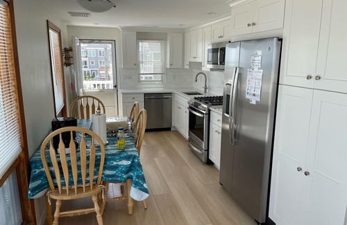 Beach Haven Crest House | Oceanfront! Upstairs!