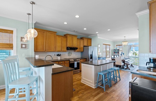 North Carolina Coast House | OCEANFRONT, UPDATED, Heated Pool, Elevator, Clean, Near Boardwalk, Shops, Dining