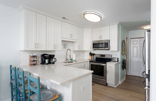 North Topsail Beach House | OCEANFRONT and sweeping views of the Atlantic. Steps to the beach.