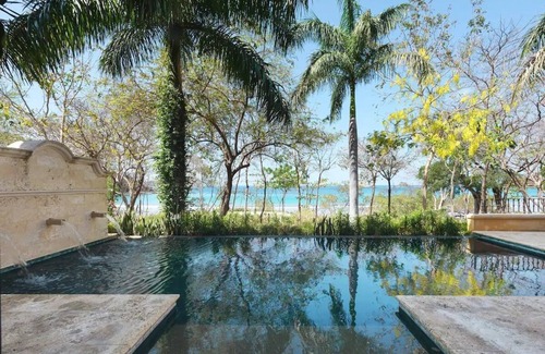 Las Catalinas House | Oceanfront Villa, Private Pool, Great for Families - Casa de Tom