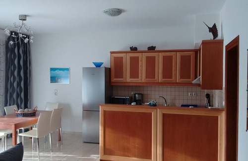 Pefki Apartment | Oceanis Apartment Suite - A Spectacular Beachfront Location