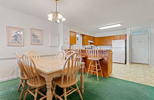 Kill Devil Hills Condo | Oceanside 2 Bedroom Condo at Golden Strand D3