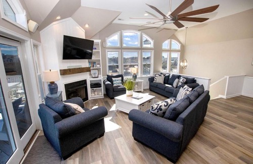 Pine Island House | Oceanside, 6 BRs, Pool, Hot Tub, Dogs Welcome, Close to Beach Access, PI164, La Bella Vita