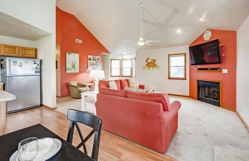 Waves House | Oceanside Beach House w/Hot Tub, Game Room, Outdoor Games, Close to the Beach!