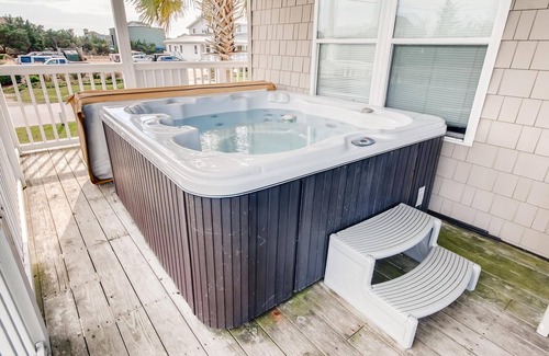 Salvo House | Oceanside Dog Friendly Home w/Hot Tub, Game Room, and Beach Nearby