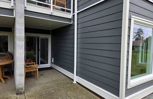 Regional District of Nanaimo House | Oceanside Gardens at Pacific Shores, Nanoose Bay - Studio - Pacific Shores