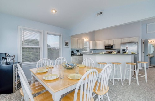 Carolina Dunes House | Oceanside home in Duck w/private pool & hot tub!