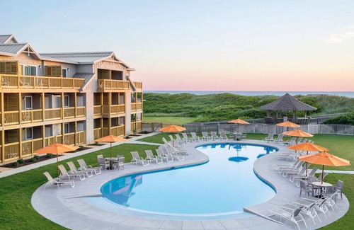 Duck Apartment | Oceanside King Suite | Near Pool + Private Beach