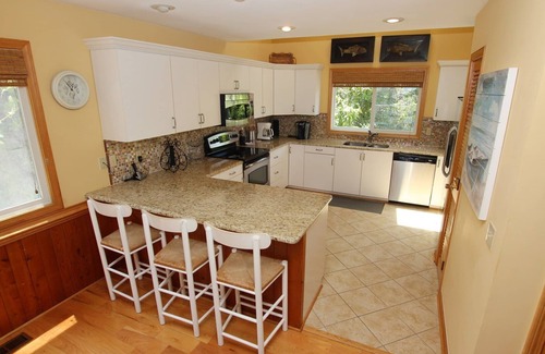Duck House | Oceanside, Priv Pool, poolside grilling, sun decks, SEA6, Morningstar