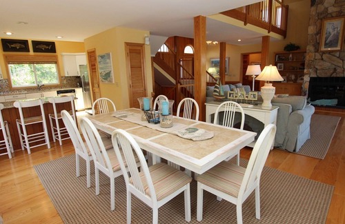 Duck House | Oceanside, Priv Pool, poolside grilling, sun decks, SEA6, Morningstar