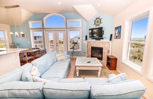 Carova Beach House | Oceanside, Priv Pool, Hot Tub, Foosball, Wild Horses- 4x2177, Frosty Shores