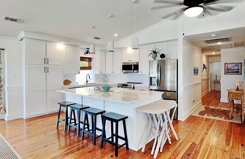 Savannah Beach Condo | Oceanside Unit A | Luxe Beachfront!