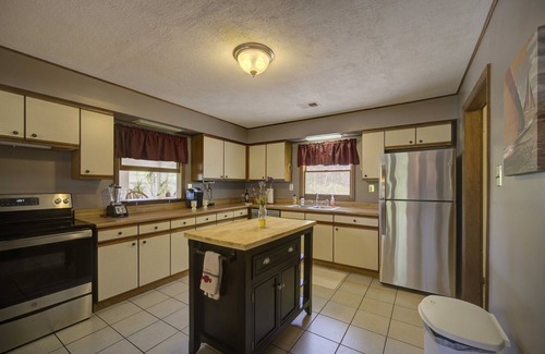 Carova Beach House | Oceanside, Wild Horses, 4x4 area, Secluded, 4x2330, Wild Horse Landing