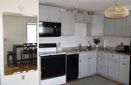 Old Orchard Beach Condo | Oceanview 2 bedroom condo just steps to Old Orchard Beach