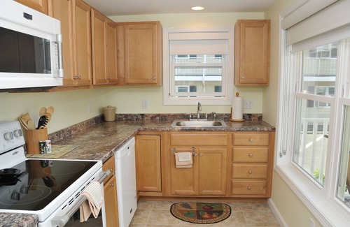 Old Orchard Beach Condo | Oceanview Condo, 1 Mile From The Pier, built in 2015