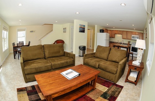 Old Orchard Beach Condo | Oceanview Condo 1 Mile From The Pier, Built In 2015