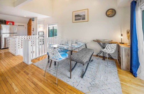 Wimble Shores House | Oceanview Dog Friendly w/Hot Tub, Screened Porch, and Nearby Beach Access